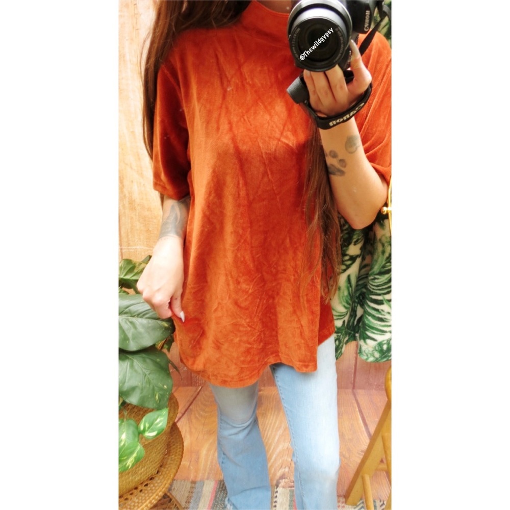 NEW Vintage pumpkin plush corduroy oversized tee 🍁 - Picture 3 of 4